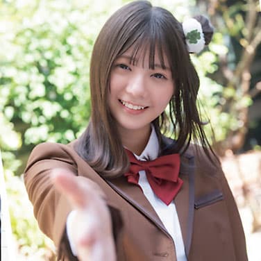 乃木坂46冨里奈央